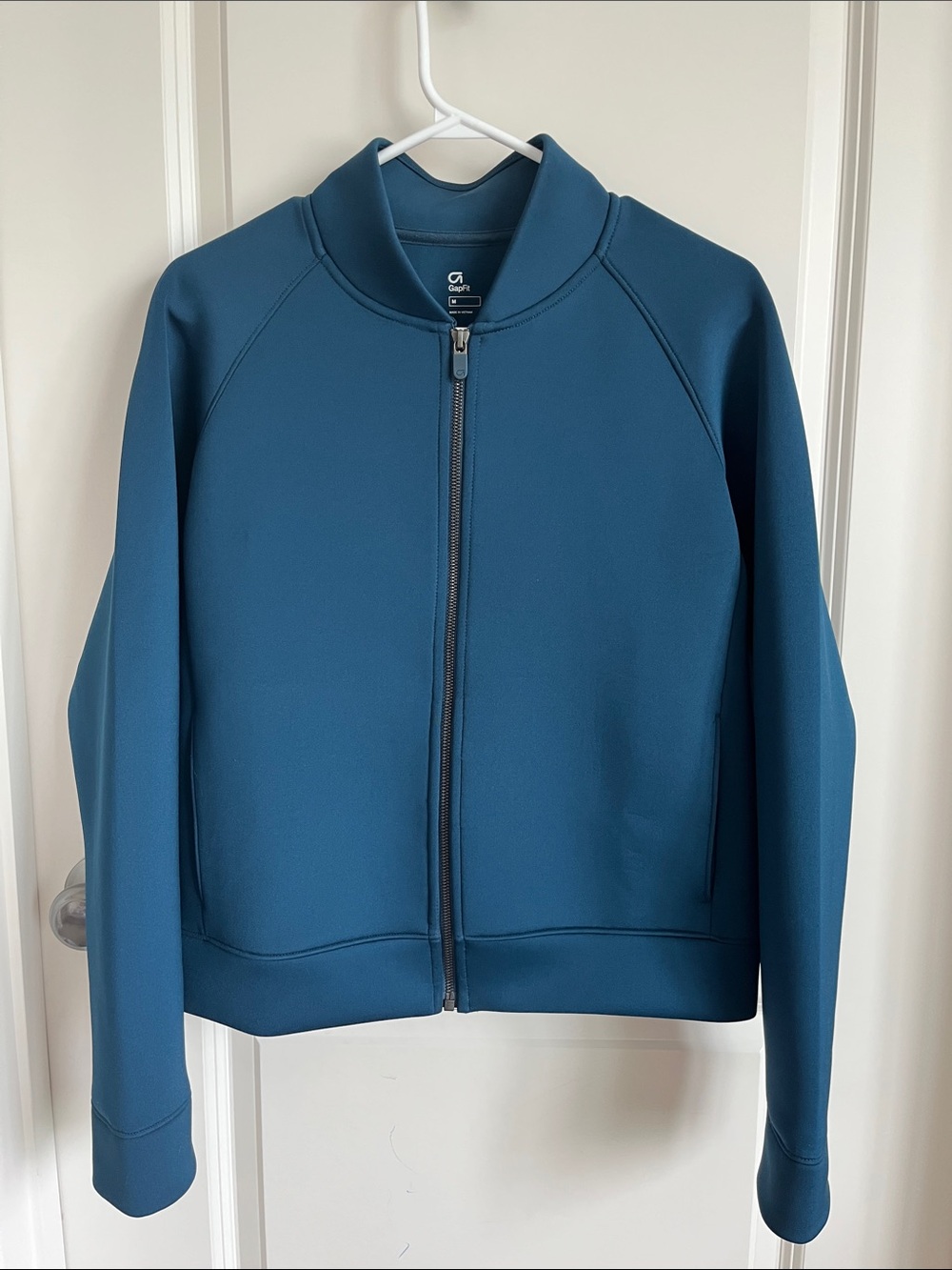 GAP Fit Blue-Teal Full-Zip Jacket, Size M